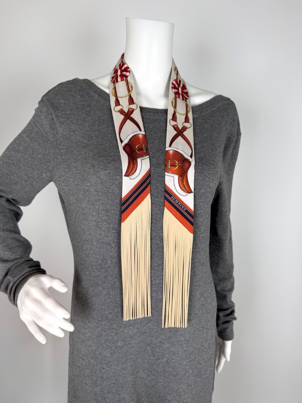 Sold Hermes Jumping Creme Alezan Anthracite Silk Calfskin Leather Fringe Scarf - Picture 2 of 12